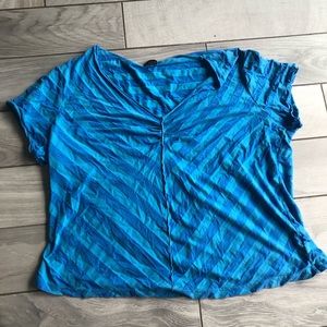 Shameless 3x blue chevron short sleeve top